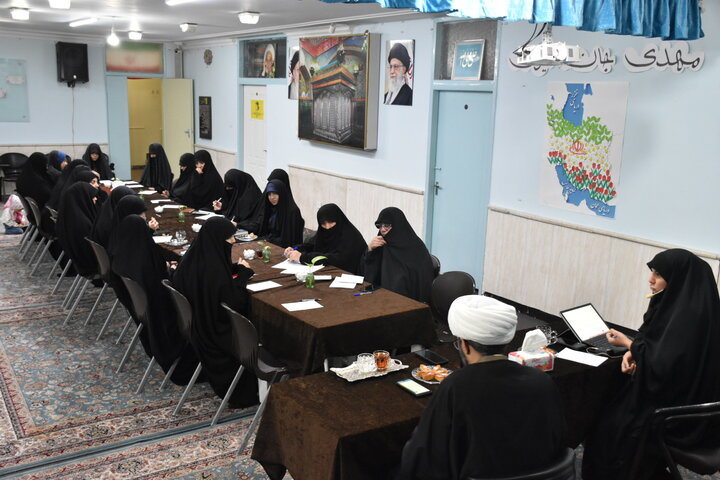 برگزاری پیش‌نشست همایش ملی «رسالت زن مسلمان در دنیای معاصر»