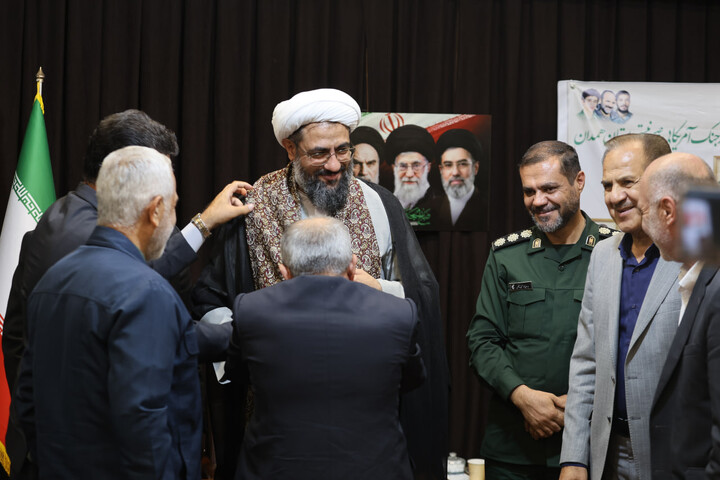 تصاویر / دیدار مدیرکل ورزش جوانان استان همدان با نماینده ولی فقیه در استان