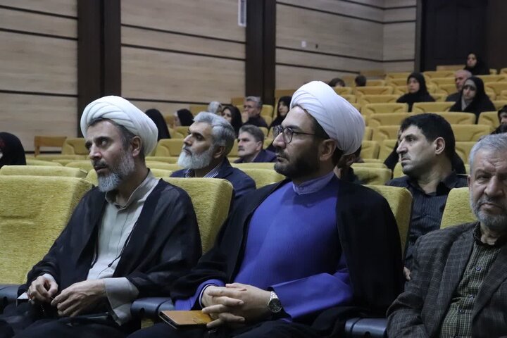 تصاویر/ همایش خانواده مهدوی در مدرسه علمیه شهید امام خامنه ای ارومیه