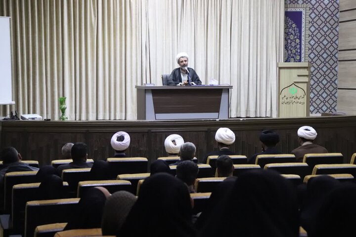 تصاویر/ همایش خانواده مهدوی در مدرسه علمیه شهید امام خامنه ای ارومیه
