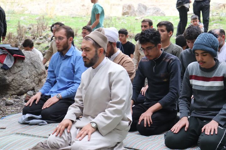 تصاویر/ اردوی یک روزه اساتید و طلاب مدرسه علمیه شهید امام خامنه ای ارومیه