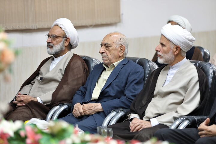 تصاویر/ آیین افتتاحیه دفتر خبری حوزه علمیه خواهران استان یزد