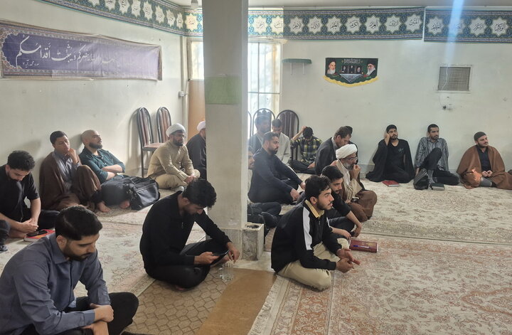 تصاویر/ درس اخلاق مدرسه علمیه دارالعلم اسلامی کاشان