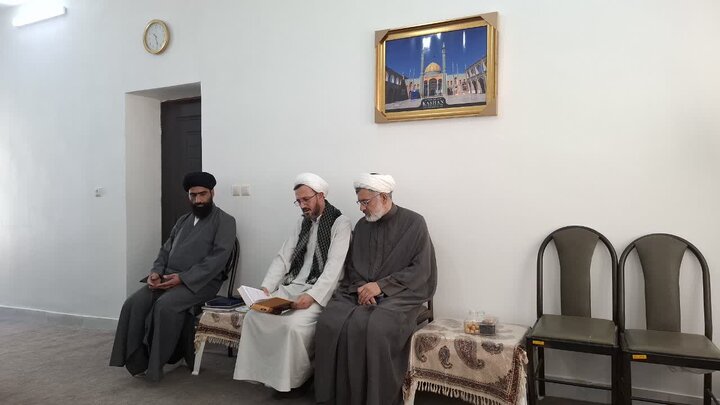 تصاویر/جلسه قرارگاه شهرستانی مسجد با حضور نماینده ولی فقیه در کاشان
