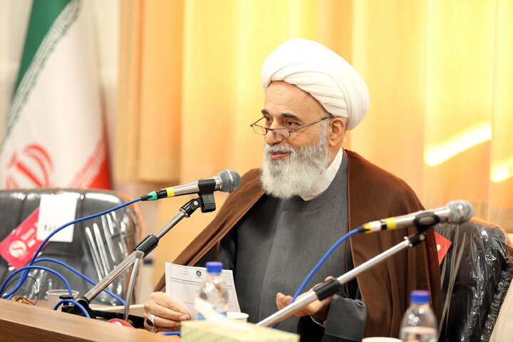 تصاویر/ اندیشه‌های کلامی و فلسفی شهید آیت‌الله محمدباقر صدر