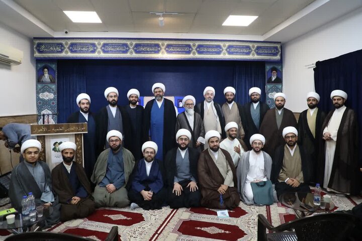 تصاویر/دیدار مدیر حوزه علمیه خوزستان با طلاب مدرسه علمیه الغدیر اهواز