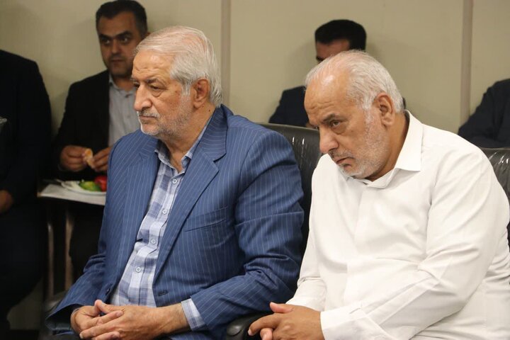 تصاویر/ جلسه شورای هماهنگی تبلیغات اسلامی شهرستان پیشوا به جهت برنامه‌ریزی ایام الله ۱۳ آبان