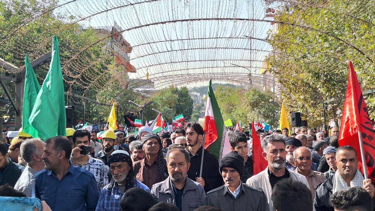 فیلم| رزمایش «جان فدایان ایران» در سنندج