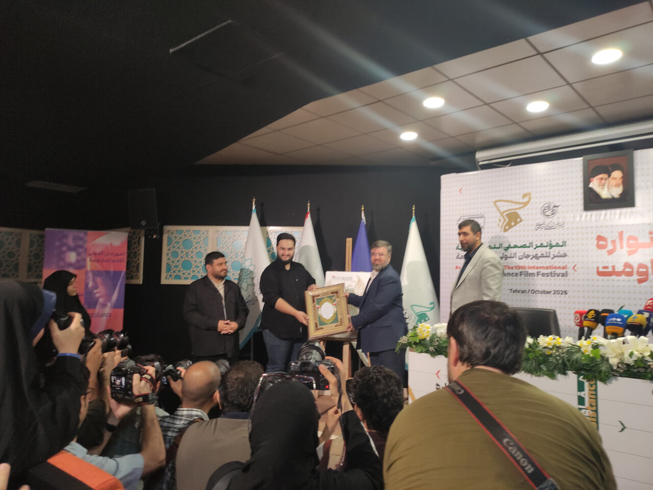 سینمای مقاومت باید روایتگر حماسه مردم و حافظه تاریخی ملت‌ها باشد