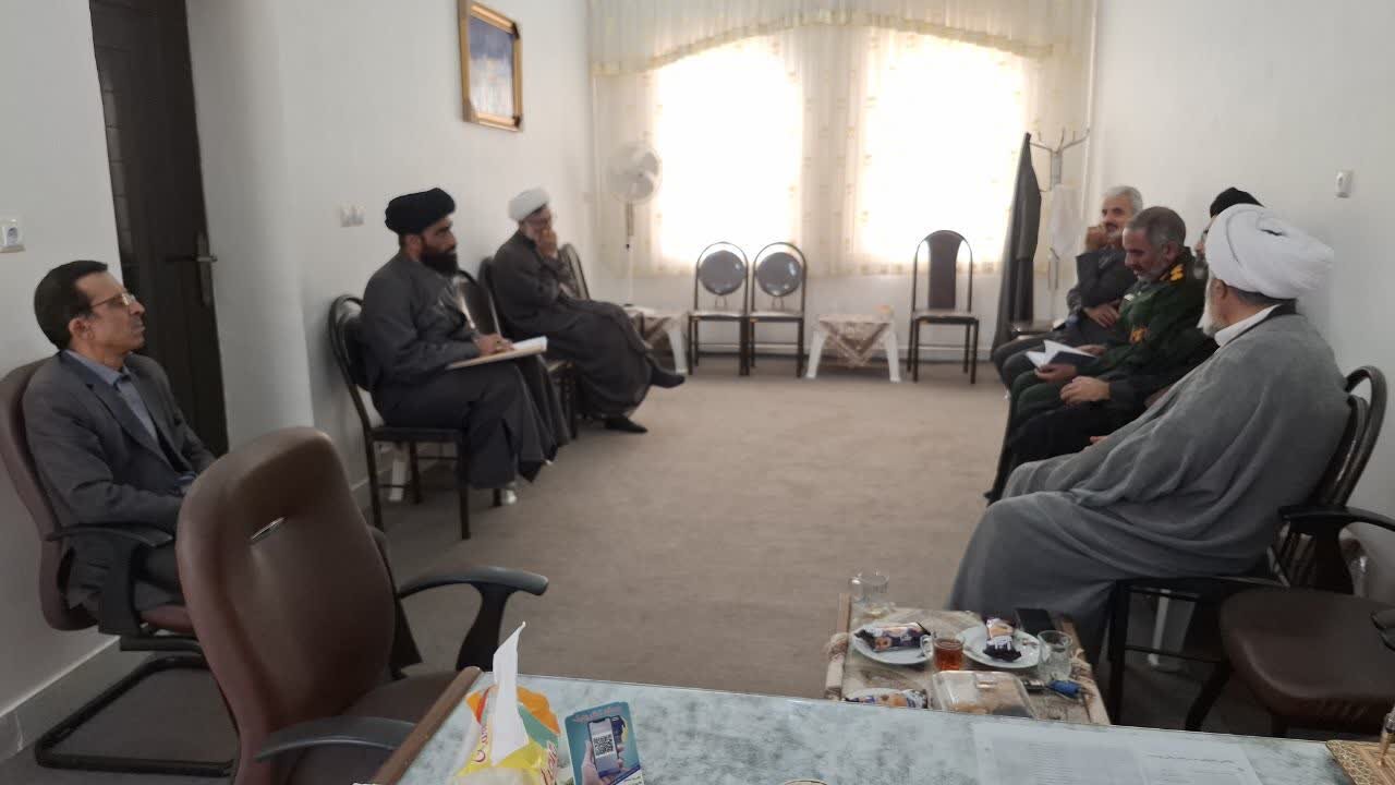 نماز باید از نظر کمیت فراگیر و از نظر کیفیت ارتقا یابد