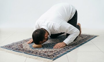 احکام شرعی | سجده بر کاشی و سرامیک