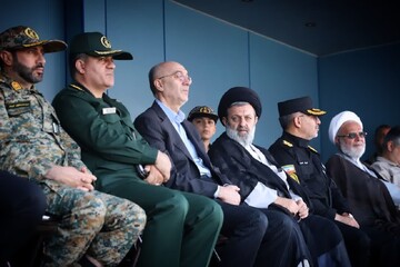 تصاویر/ رزمایش سراسری رزمایش ۵۰ هزار نفری جانفدایان ایران در اراک