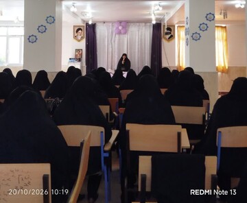 بصیرت زنان نقش اساسی در ارتقای فرهنگی جامعه دارد