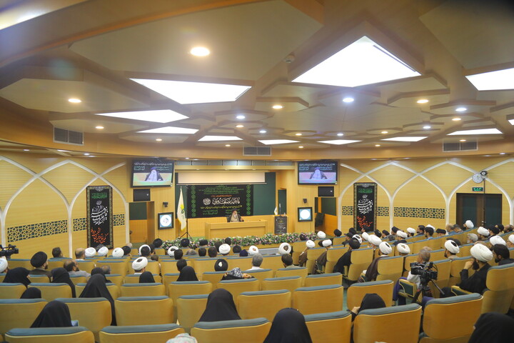 تصاویر / همایش «فاطمیه برترین تندیس دفاع از امامت»