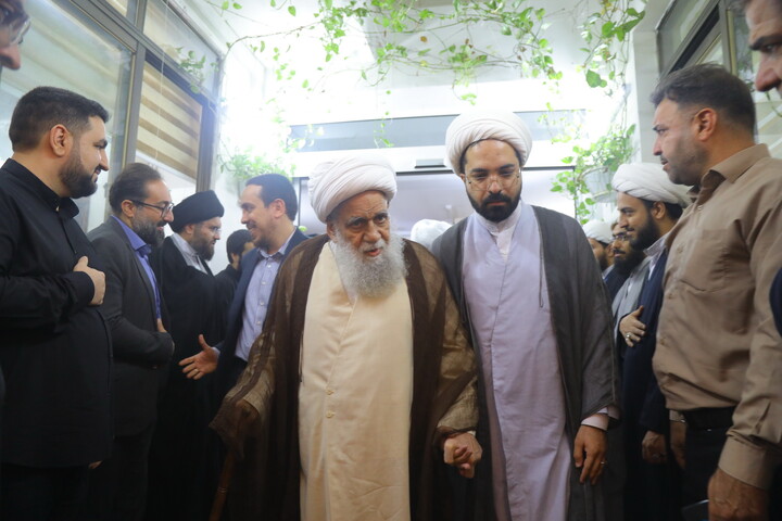 تصاویر / مراسم چهلمین روز ارتحال آیت الله غیب غلامی