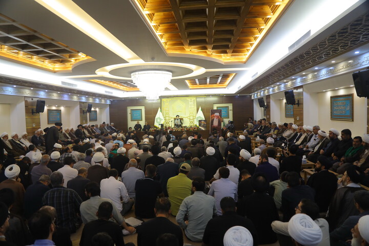 تصاویر / مراسم چهلمین روز ارتحال آیت الله غیب غلامی
