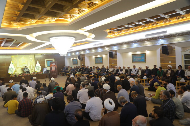 تصاویر / مراسم چهلمین روز ارتحال آیت الله غیب غلامی