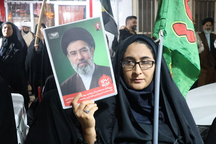 تصاویر/ حضور معاون تبلیغ و امور فرهنگی حوزه‌های علمیه در اجتماع شبانه شهرکرد