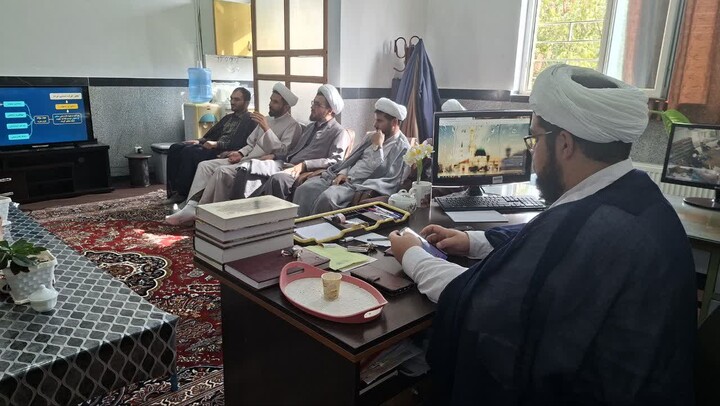 تصاویر / برگزاری دوره «بیّنات» در اسدآباد