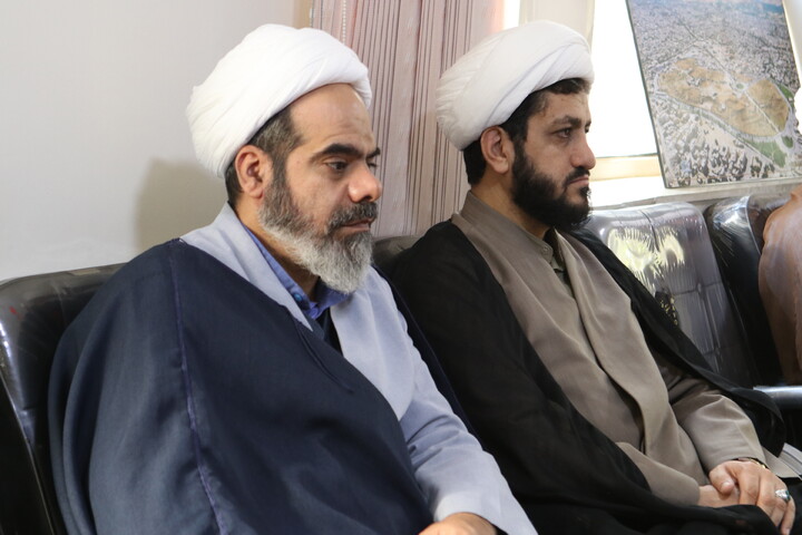 تصاویر/ جلسه مسئول اساتید حوزه های علمیه با ممتحنین حوزه علمیه همدان