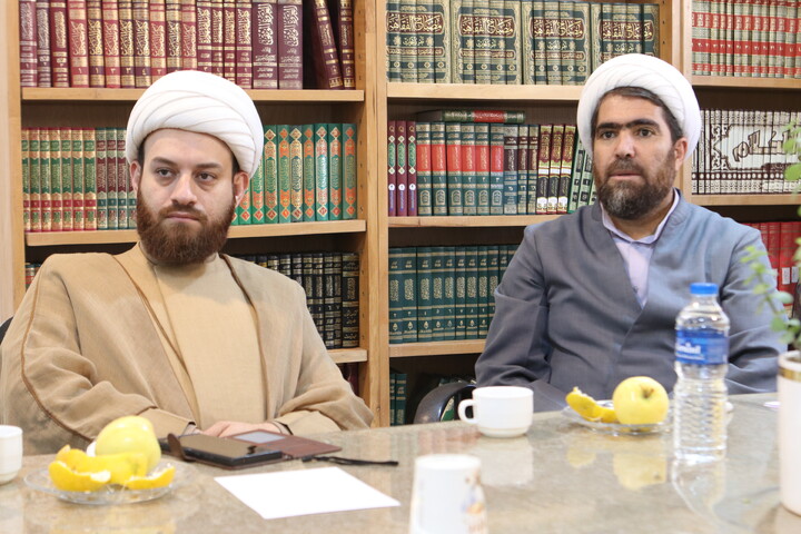 تصاویر/ جلسه معاون آموزش حوزه های علمیه با شورای معاونین حوزه علمیه همدان