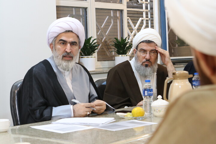 تصاویر/ جلسه معاون آموزش حوزه های علمیه با شورای معاونین حوزه علمیه همدان