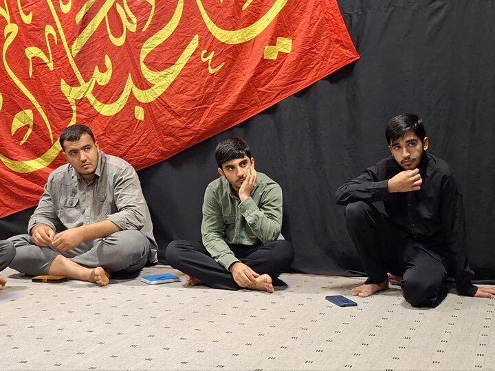 تصاویر/ سوگواری شهادت حضرت فاطمه (س) مدرسه علمیه المّهدی(عج) آران و بیدگل