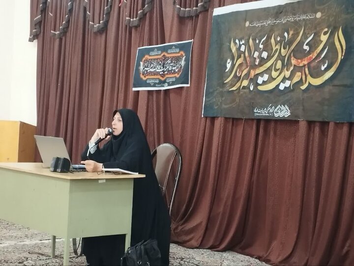 تصاویر/ نشست فرهنگی در مدرسه علمیه الزهرا (س) جیرفت