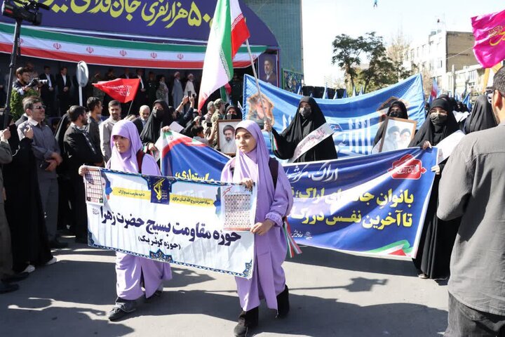 تصاویر/رزمایش سراسری رزمایش ۵۰ هزار نفری جانفدایان ایران در اراک