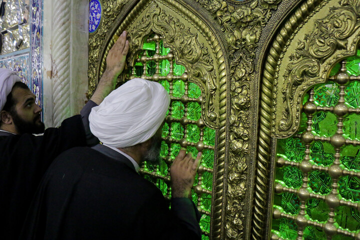 آیین غبارروبی حرم حضرت معصومه (س) مراسم تجلیل از خانواده‌های معظم شهدای روحانی و طلبه جنگ‌های تحمیلی دوم و سوم