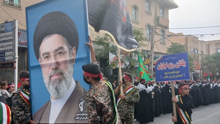 تصاویر/حضور پرشور کادر و طلاب مدرسه علمیه تخصصی ریحانه‌الرسول ساوه در رزمایش جان فدا
