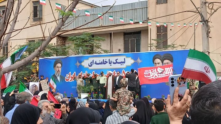 تصاویر/حضور پرشور کادر و طلاب مدرسه علمیه تخصصی ریحانه‌الرسول ساوه در رزمایش جان فدا