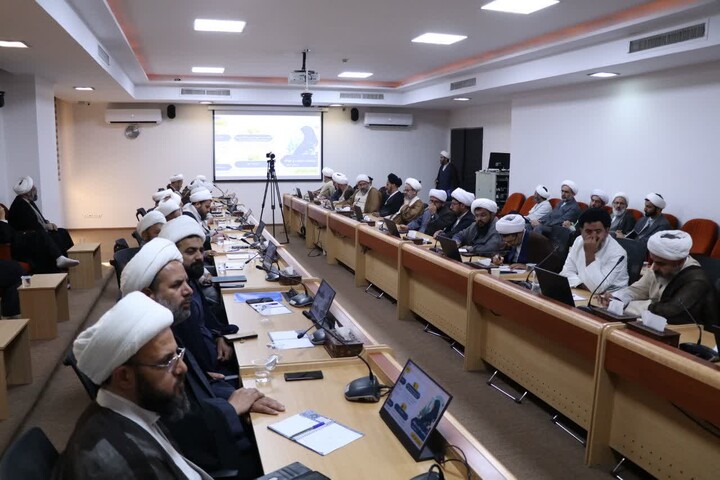 تصاویر/  برگزاری کارگاه ترویج زیست عفیفانه از مسجد در استان کرمان
