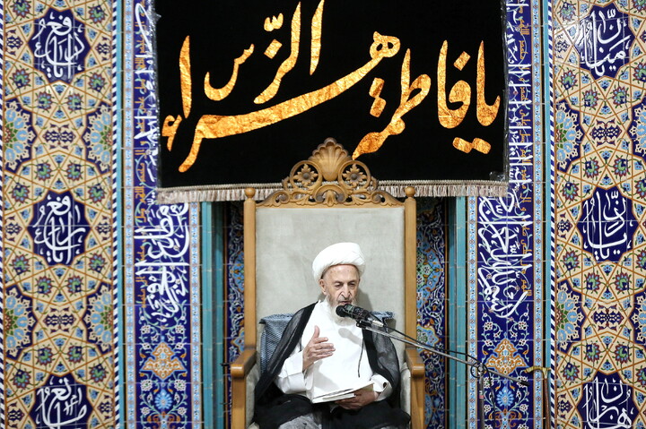تصاویر/ درس اخلاق هفتگی آیت الله العظمی سبحانی
