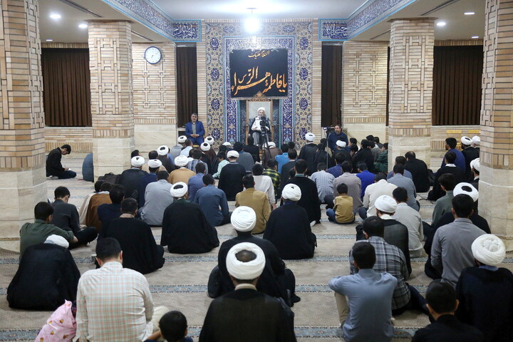 تصاویر/ درس اخلاق هفتگی آیت الله العظمی سبحانی