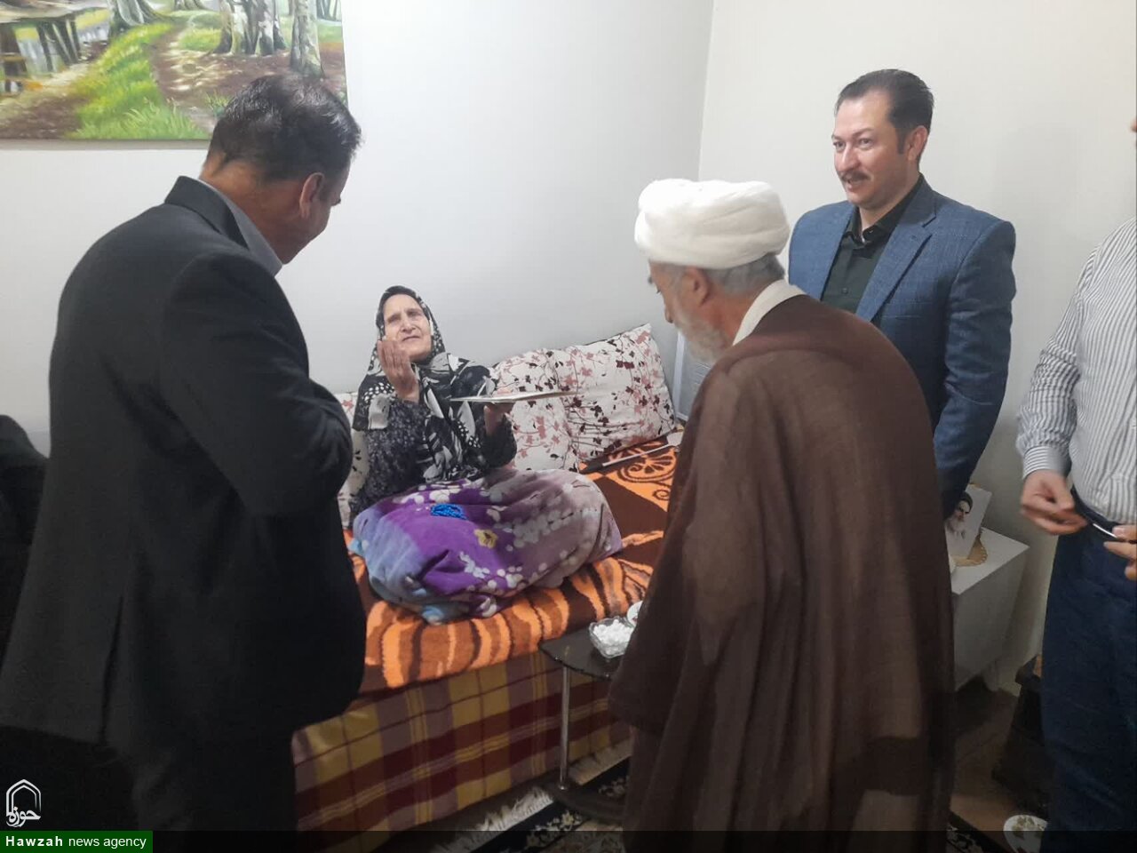 تقدیر از خانواده شهدای صالح‌اباد