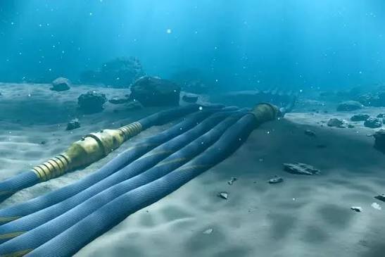 Iran warns Hormuz undersea cables at risk if infrastructure attacked