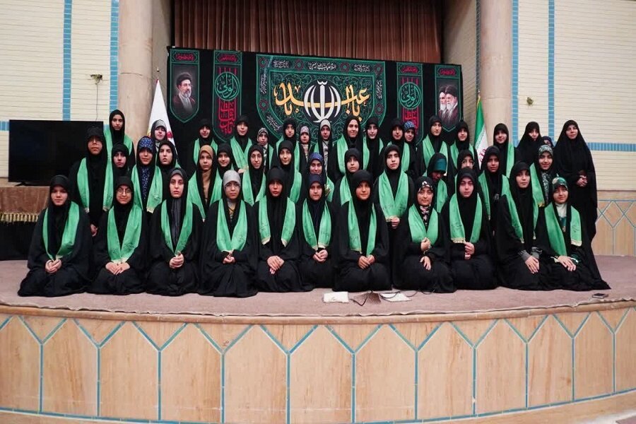 اختتامیه طرح «اربعین تعالی» مدرسه علمیه حضرت زینب کبری(س) یزد اختتامیه طرح «اربعین تعالی» مدرسه علمیه حضرت زینب کبری(س) یزد