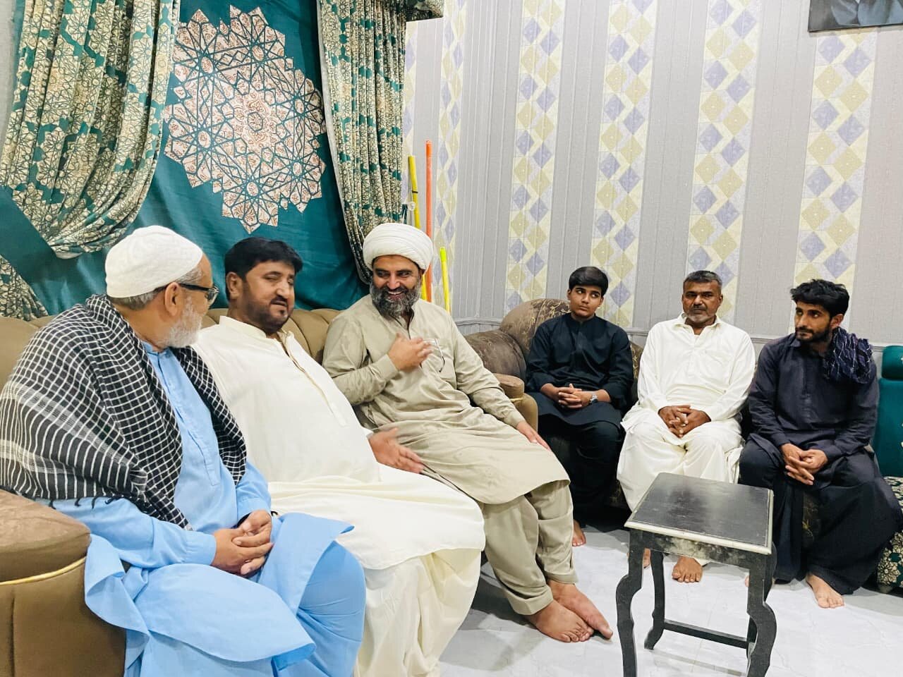 شہداء نے اپنے خون سے دین اسلام اور مکتبِ اہل بیت (ع) کو سربلند کردیا/علامہ مقصود ڈومکی کا وادی زہراء سندھ میں خواہران سے خطاب