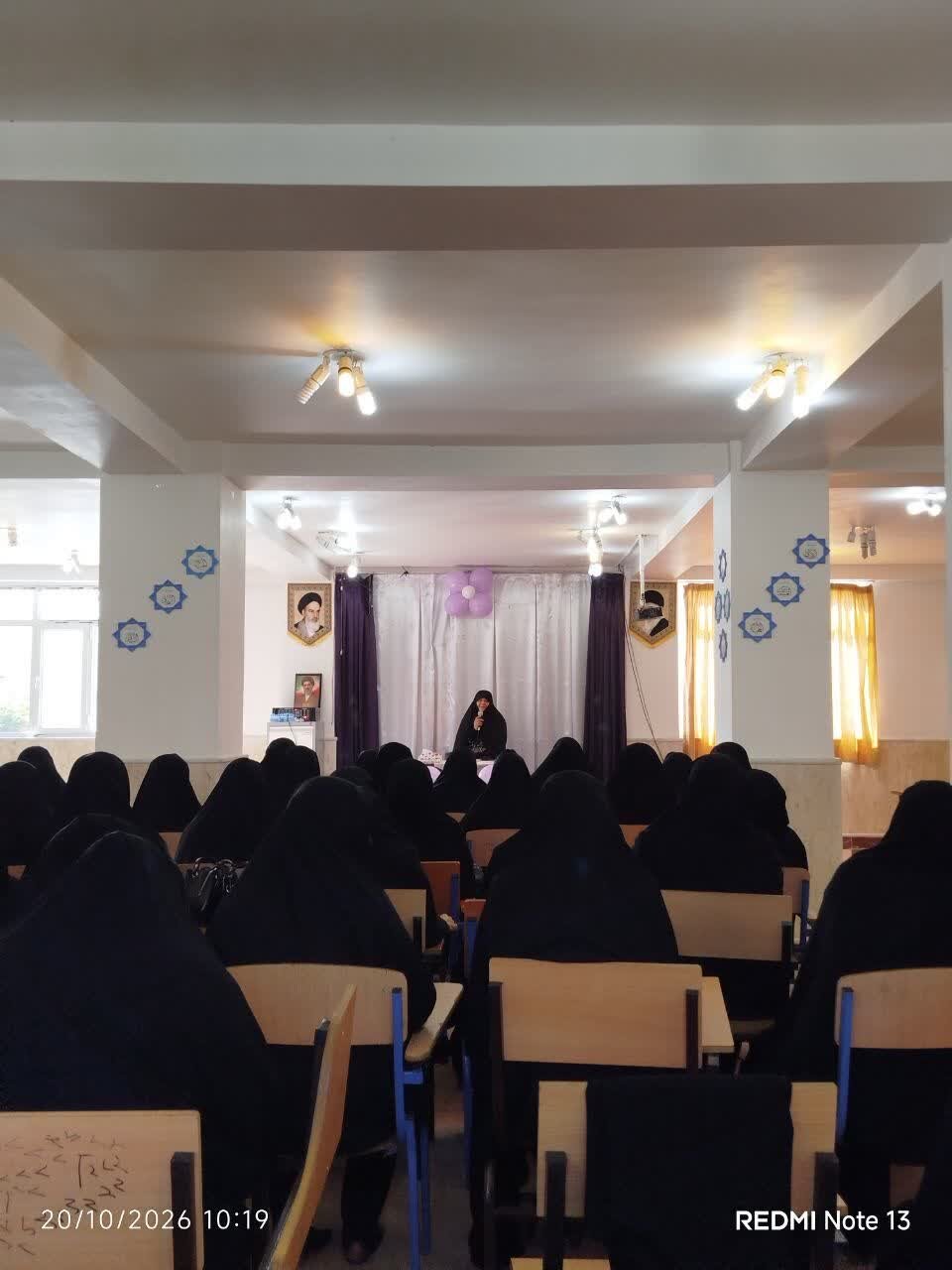 بیداری زن، زمینه‌ساز آگاهی و پویایی جامعه است