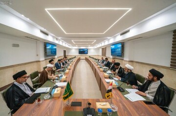 Holy Alawi Shrine Holds Second Coordination Meeting for the Najaf Seminary Millennium Project