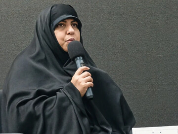 آیت‌الله حائری شیرازی با تقویت وجدان درونی، فرزندان را تربیت می‌کرد