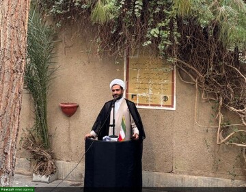 Grand Ayatollah Shobeiri Zanjani a Towering Model of Mentorship and Seminary Leadership, Says Isfahan Scholar