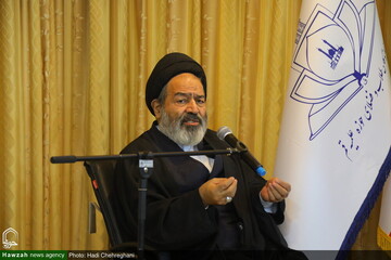 رایزنی‌ها با بانک مرکزی برای تخصیص ارز حج ۱۴۰۶ ادامه دارد