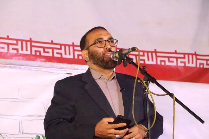 تصاویر / اجتماع مردم قزوین وپرچم گردانی در ایستگاه دویست وسی وهفتم