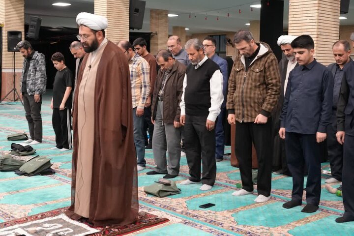 تصاویر/  مراسم عزاداری دهه اول فاطمیه در مصلای امام خمینی رحمه الله ارومیه