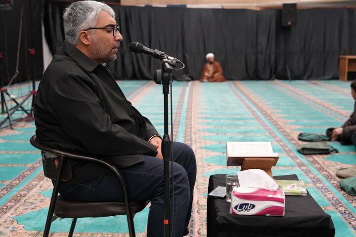 تصاویر/  مراسم عزاداری دهه اول فاطمیه در مصلای امام خمینی رحمه الله ارومیه