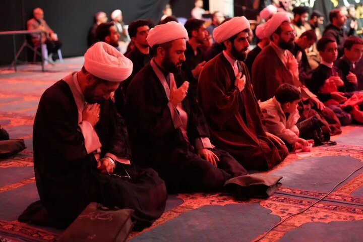 تصاویر/  مراسم عزاداری دهه اول فاطمیه در مصلای امام خمینی رحمه الله ارومیه
