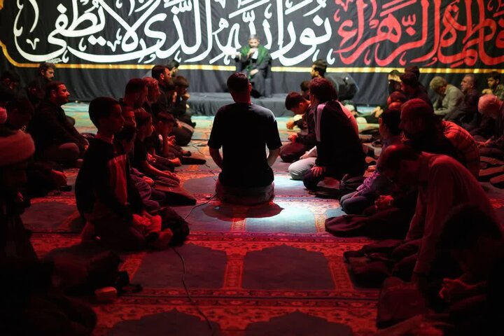 تصاویر/  مراسم عزاداری دهه اول فاطمیه در مصلای امام خمینی رحمه الله ارومیه