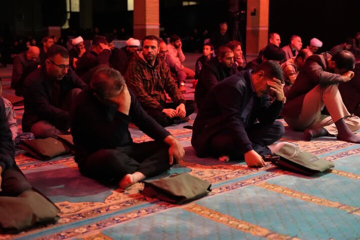 تصاویر/  مراسم عزاداری دهه اول فاطمیه در مصلای امام خمینی رحمه الله ارومیه